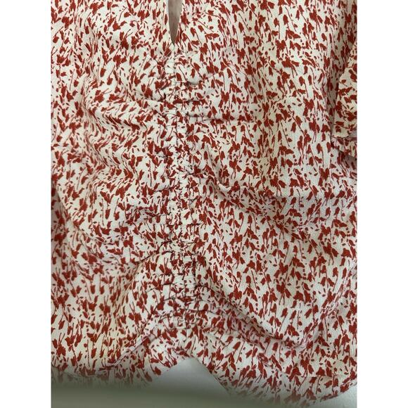 ASTR the Label Red Orange White Ditsy Keyhole Flutter Sleeve Top Womens Small - Picture 6 of 10